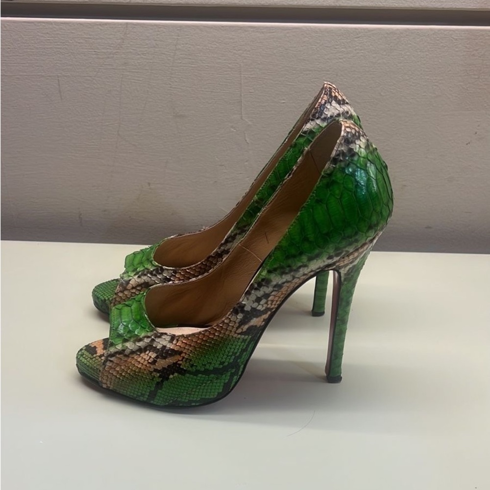 Green Snakeskin Peep-Toe Stiletto Pumps